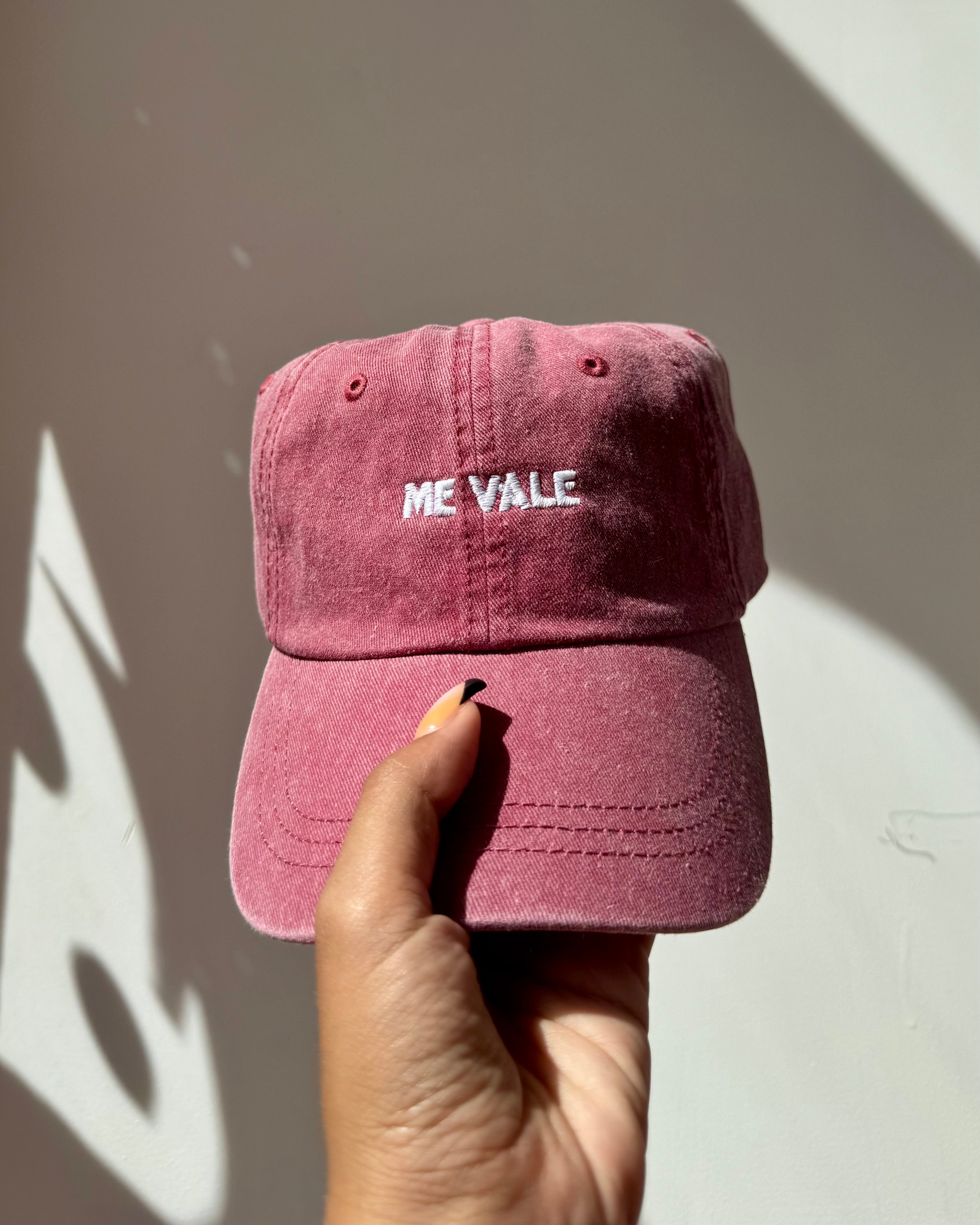 ME VALE Vintage Red Dad Cap