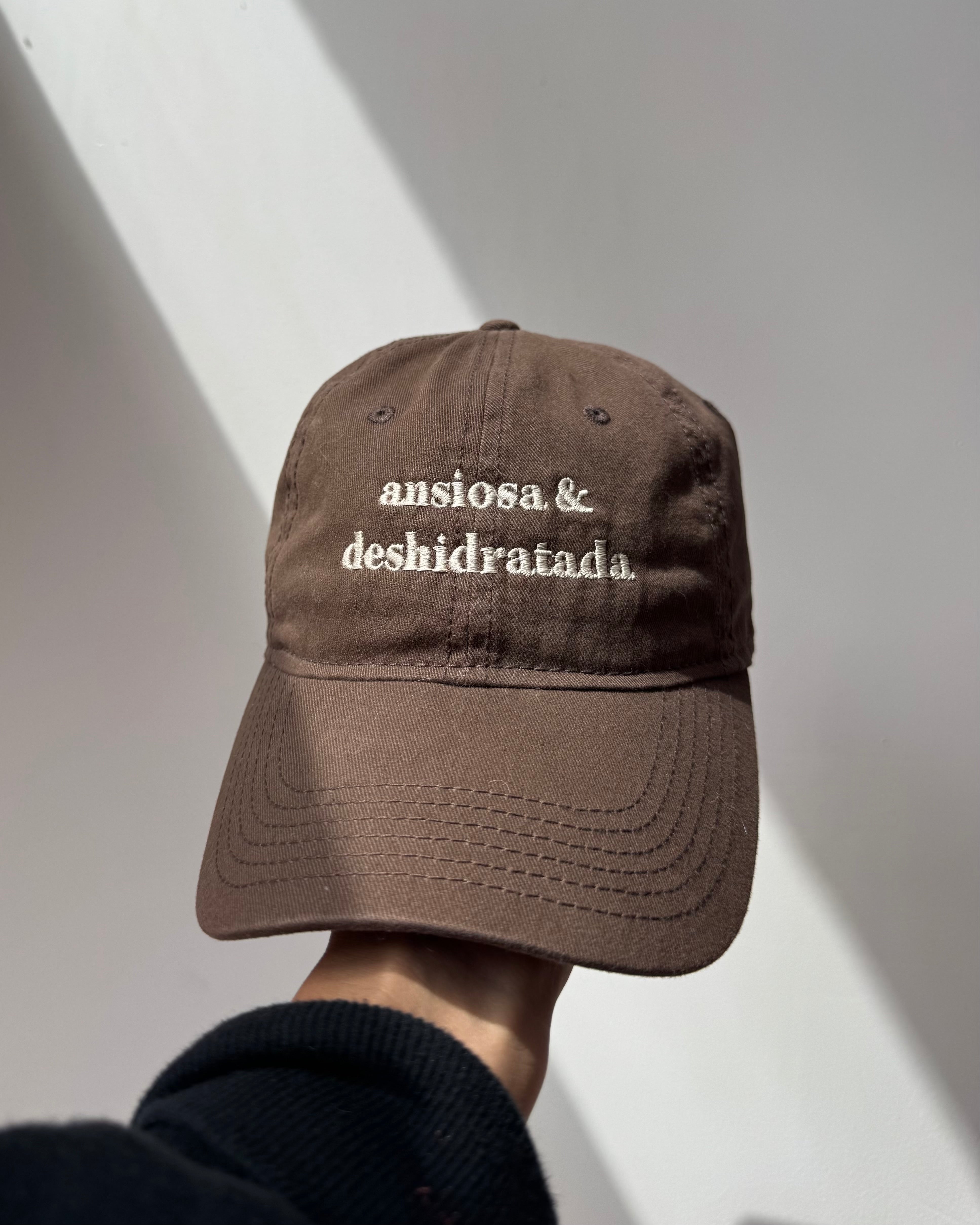 Ansiosa & Deshidratada Cap (Brown)