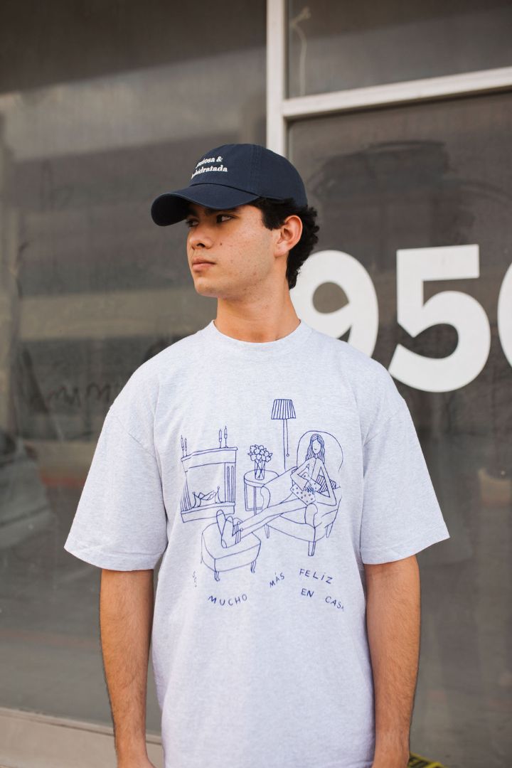 feliz en casa - unisex tee - tee - modo off