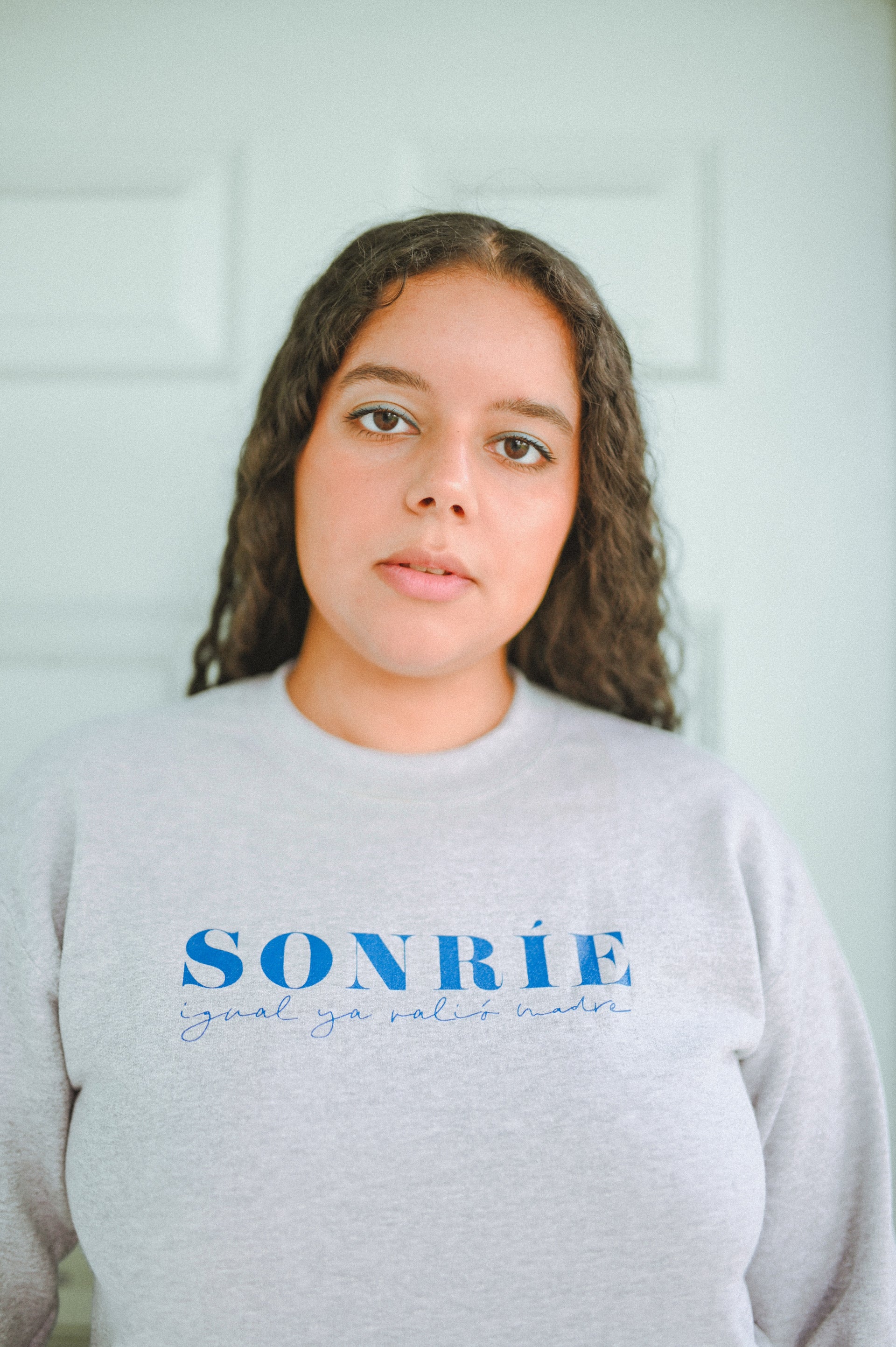 Sonrie Sweatshirt - JZD - Shop JZD